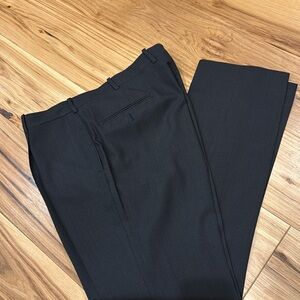 Men’s slacks, custom
Executive collection by Tom James